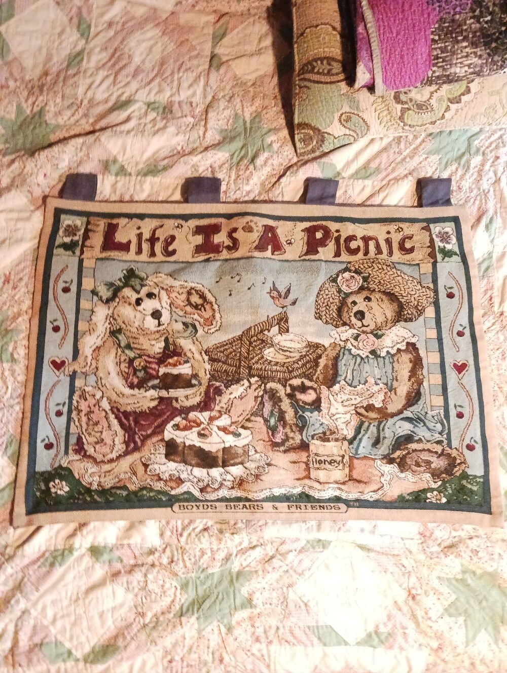 Vintage Boyd's Bears Wall Tapestry EUC 26x36 Made In USA Cottagecore Grannycore